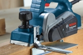 Những sự cố thường gặp và cách xử lý khi sử dụng máy bào Bosch