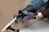 Những lưu ý quan trong cần nắm khi sử dụng máy cưa kiếm Bosch