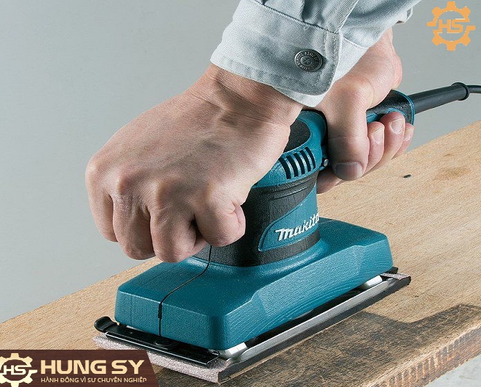 MAKITA-9035H-4