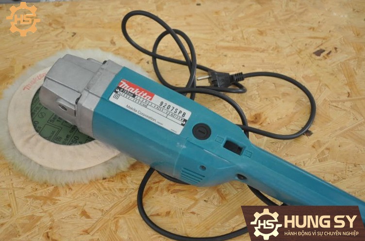 MAKITA-9207SPB-3