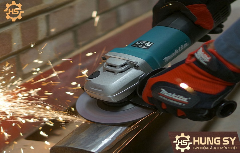 MAKITA-9553B-3