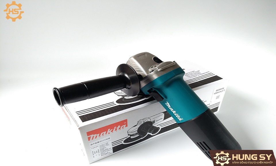 MAKITA-9556HN-2