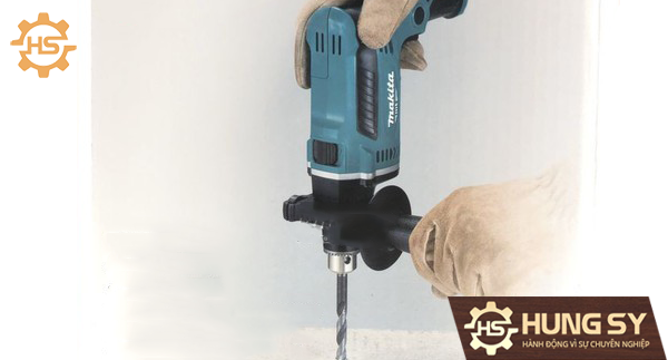 Makita M8100B