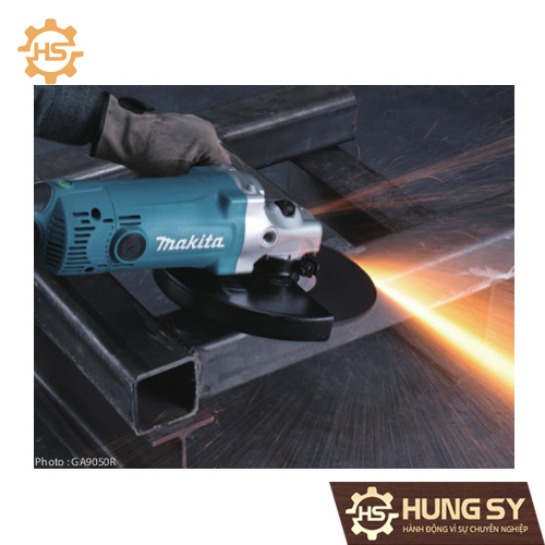 Makita GA7050