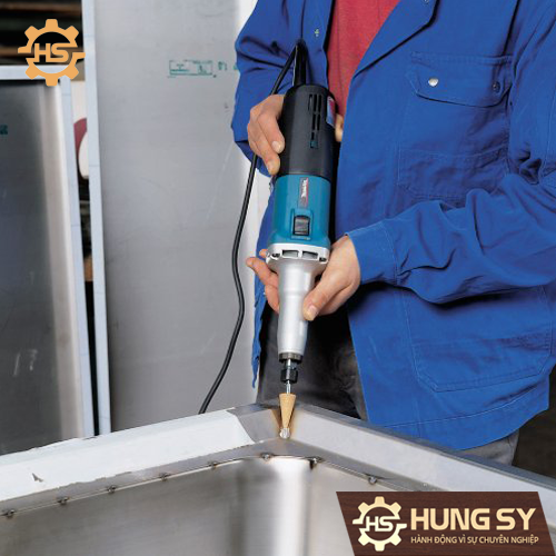 Makita GD0800C