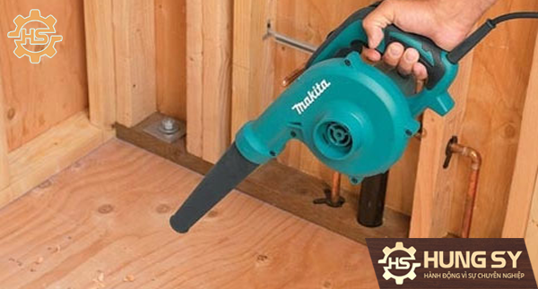 Máy thổi Makita UB1103